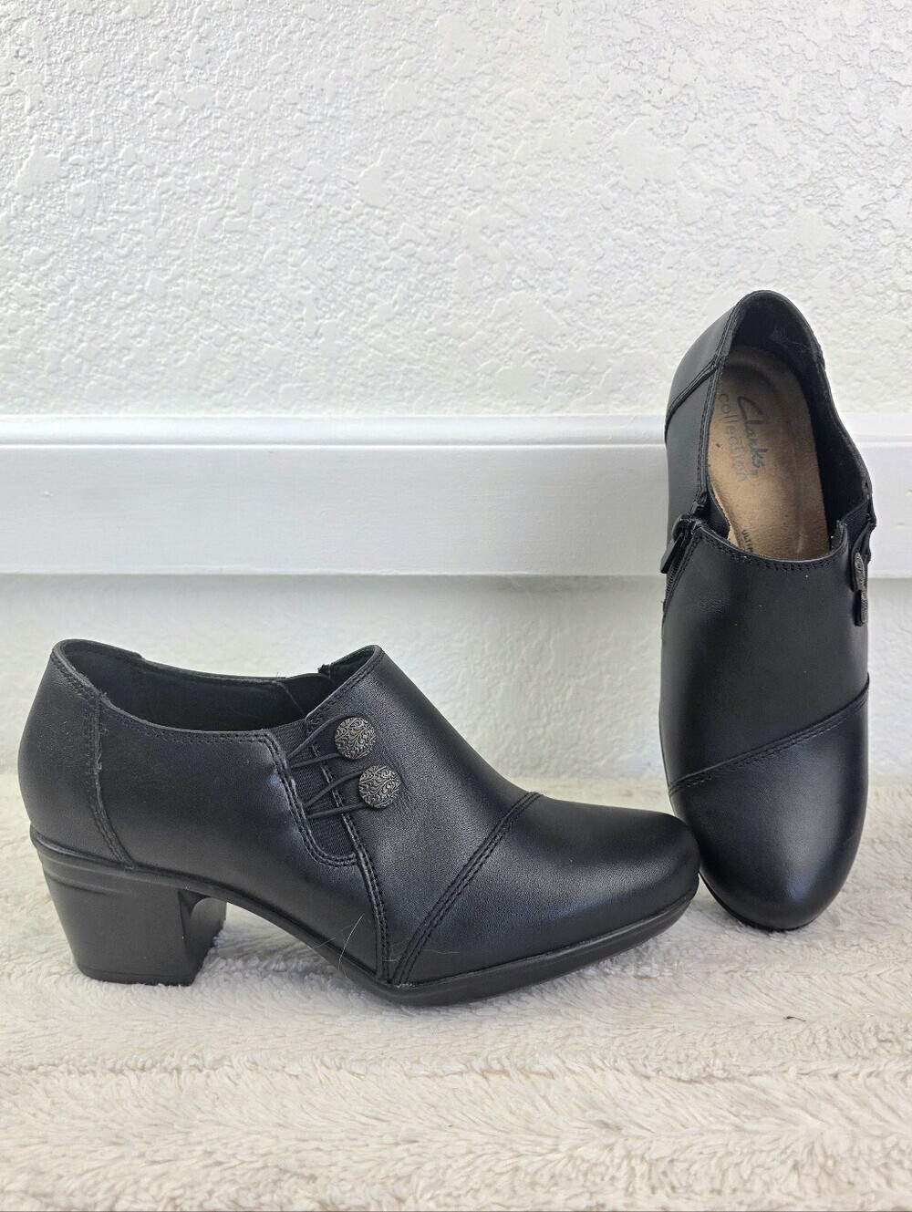 Clarks Emslie Warren Zipper Ankle Bootie